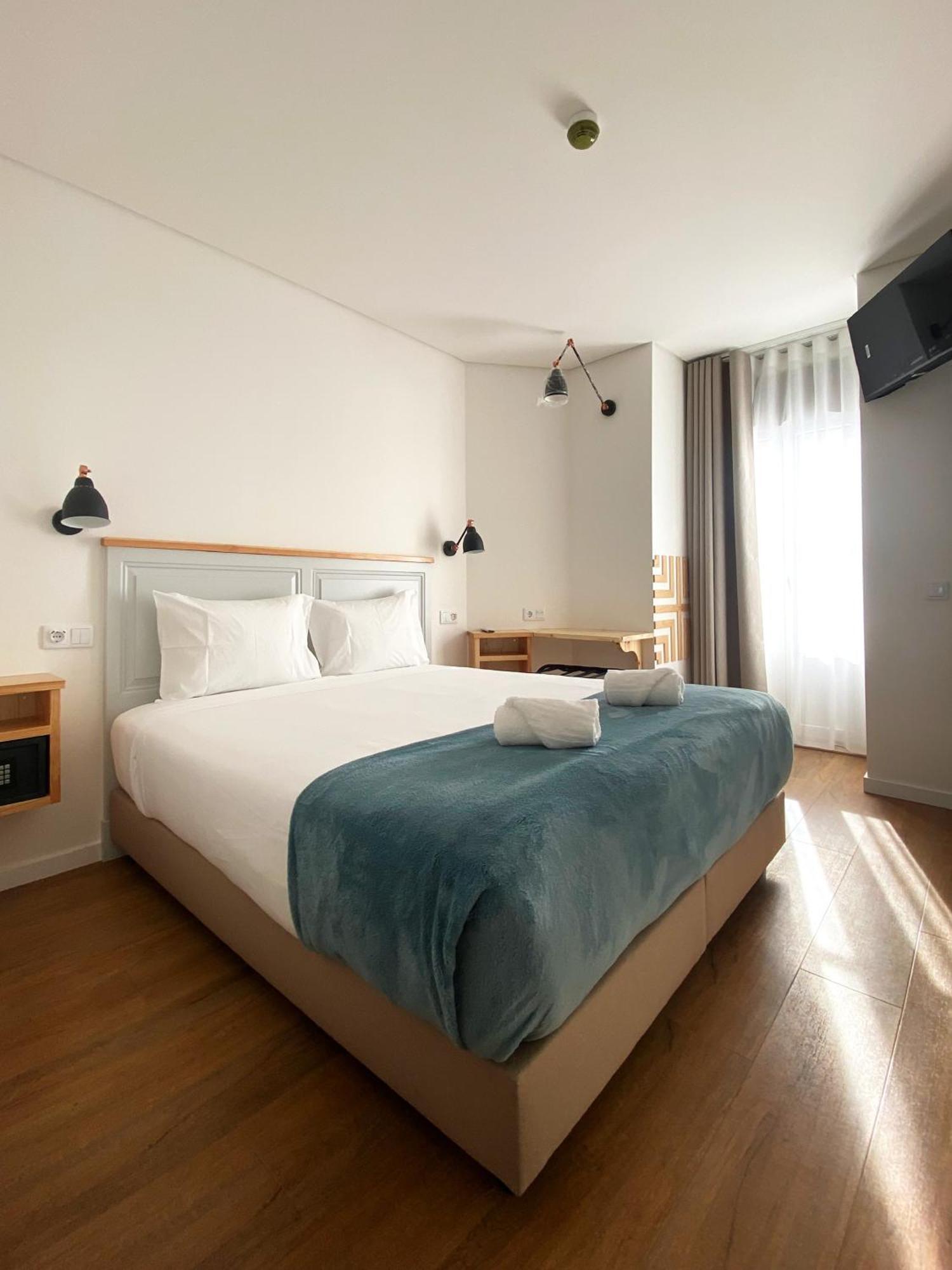 Bacalhoeiros 125 Hotel
